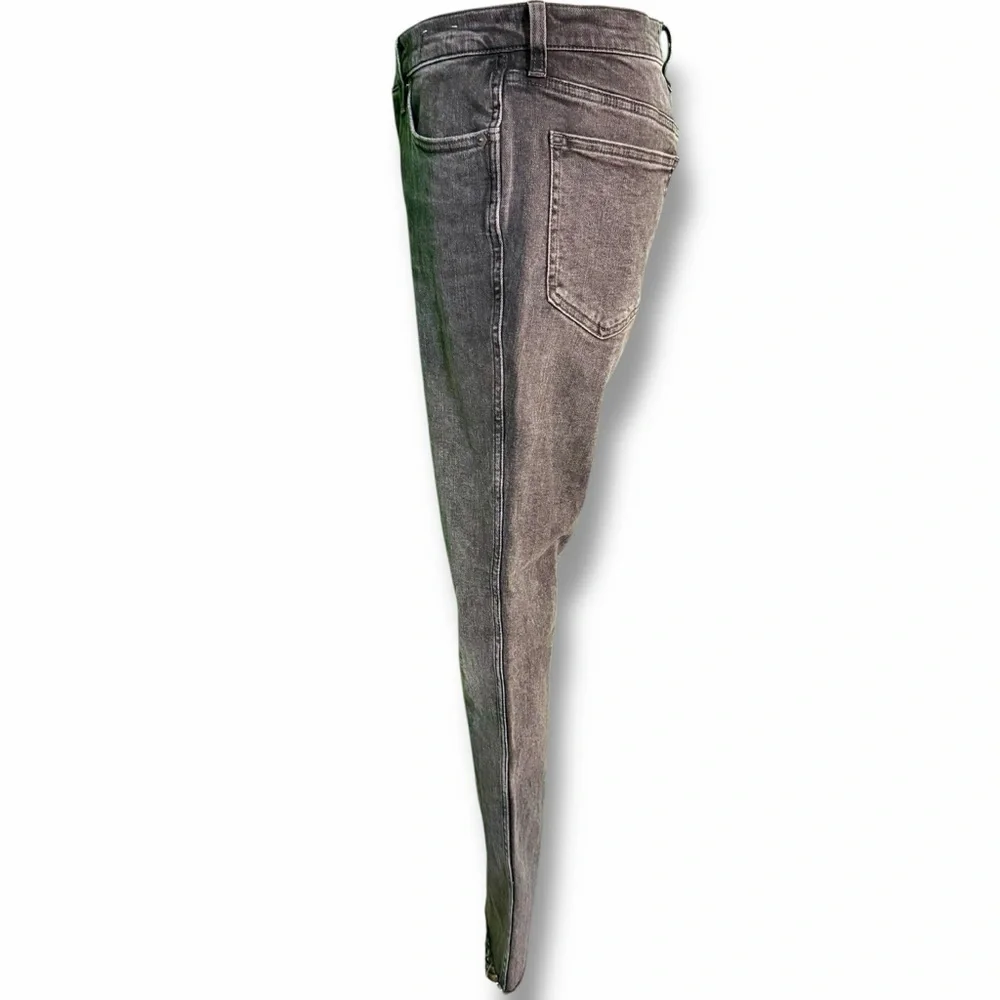 Madewell ‘Petite Mid-Rise Stovepipe Jeans in “Armand” Wash: Raw-Hem Edition 27P